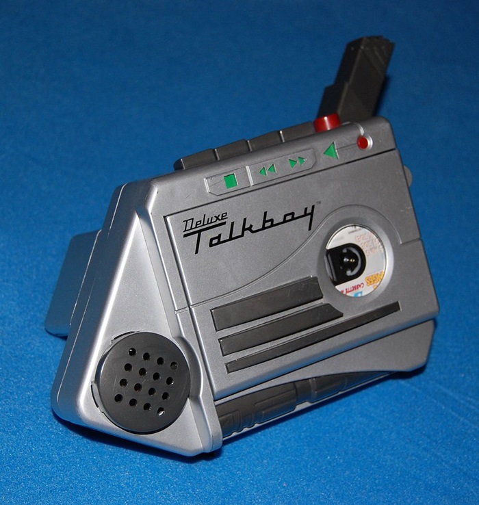 duffieHafter-watching-home-alone-2-everyone-wanted-a-talkboy-this-little-gadget-let-you-record-and-playback-whatever-you-wanted-plus-speed-up-or-slow-down-recordings-to-make-yourself-sound-ridiculous