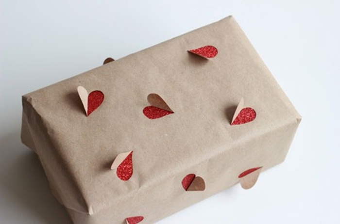 heart-cut-out-gift-wrapping