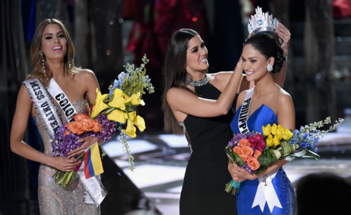 miss-universe-2015-pageant-ends-in-tears-as-wrong-winner-announced