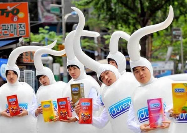 durex-condoms-sperm-costume-e1264710785371