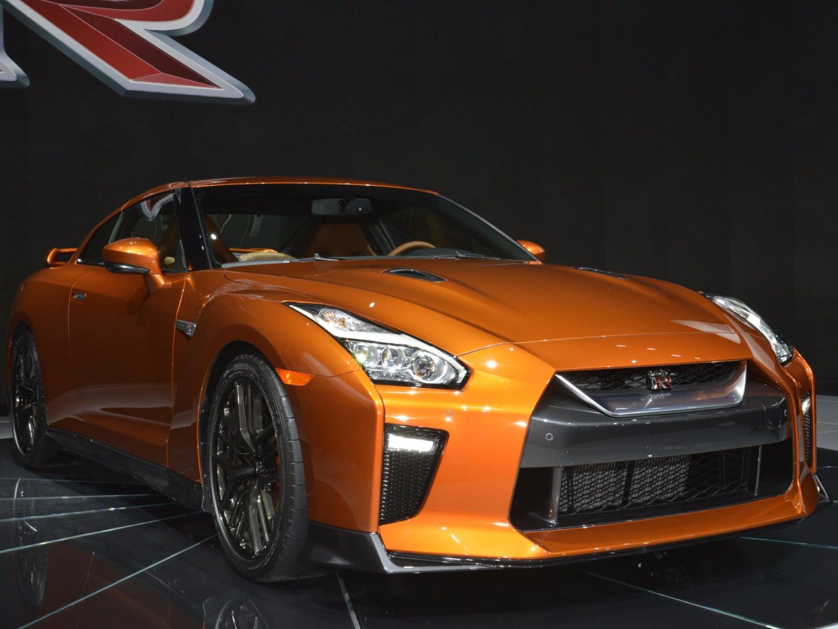 nissan-unveiled-an-updated-version-of-its-long-serving-gt-r-sports-car