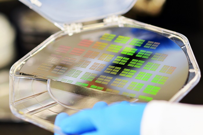 medical-labs-on-a-chip-will-serve-as-health-detectives-for-tracing-disease-at-the-nanoscale_2_31291511153_o
