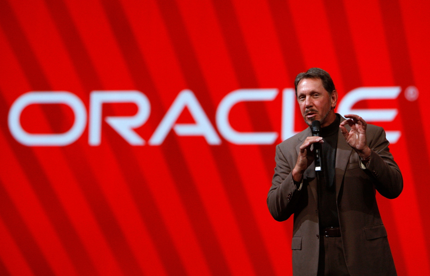 Industry Leaders Address Oracle Software Conference