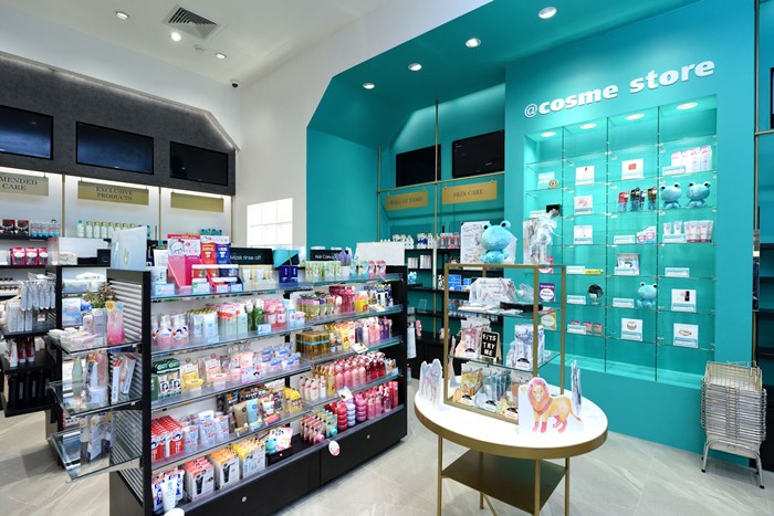 Resize cosme store_04