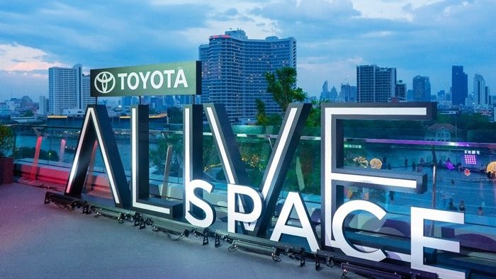 TOYOTA_ALIVE_SPACE_1