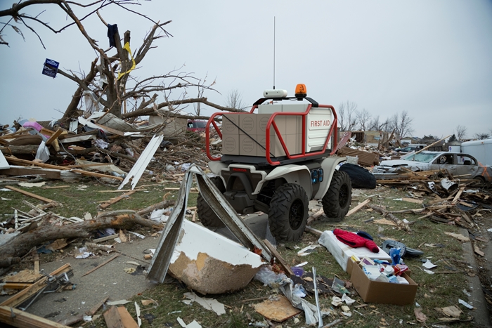 USA, Illinois, Washington, Rubble of town destroyed by tornado