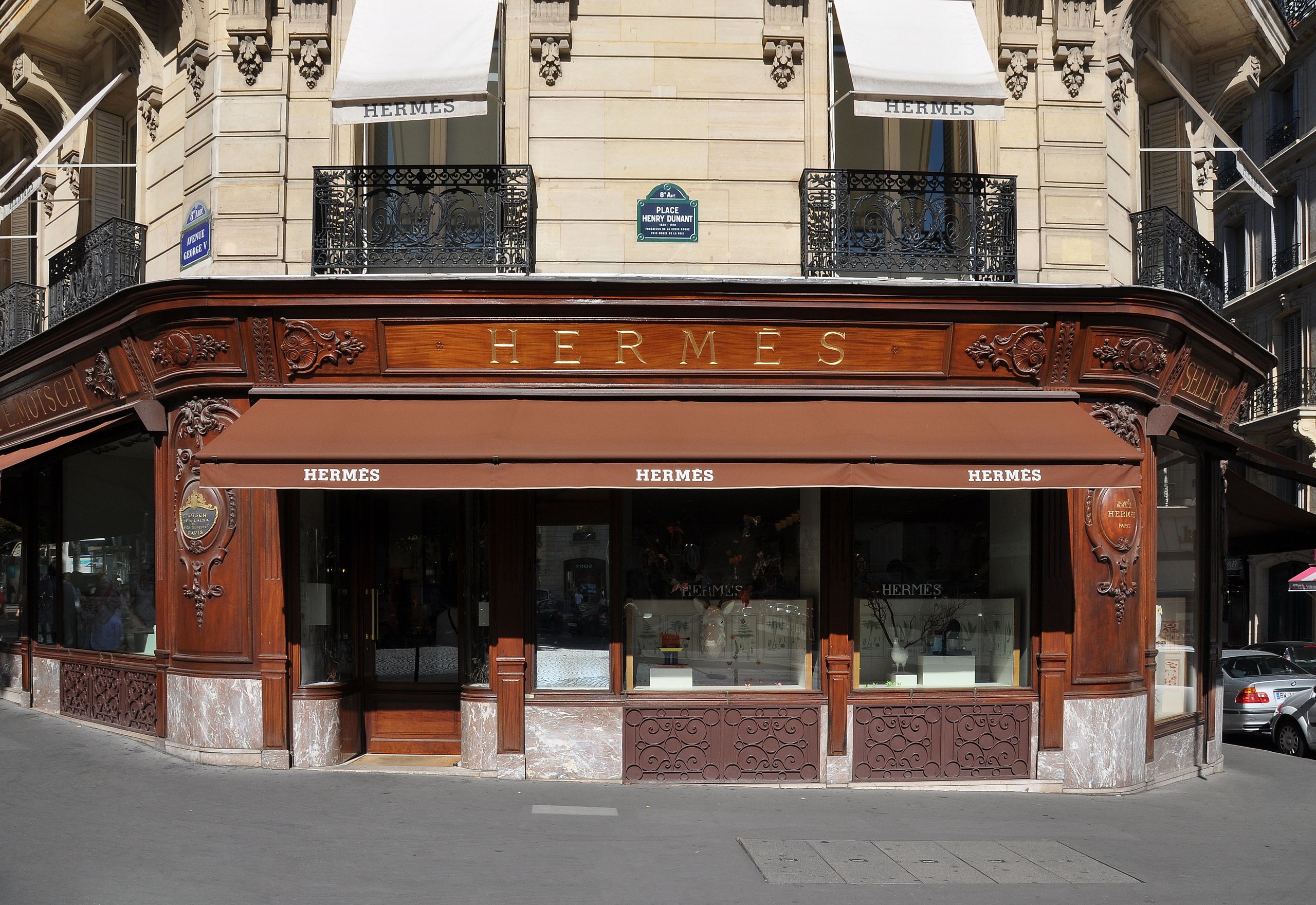 Hermes Store at Avenue George V in Paris 8th arrondissement, France.