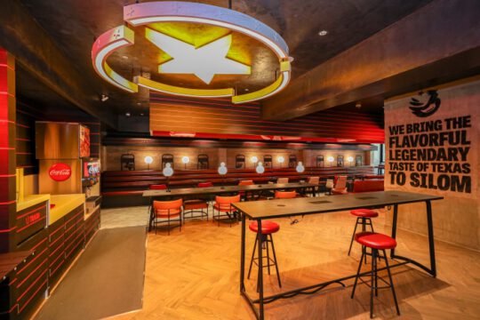 ถึงจุดเปลี่ยน “ร้านไก่ทอด” เมื่อ “Texas Chicken” ประกาศ Re-Branding ทุก