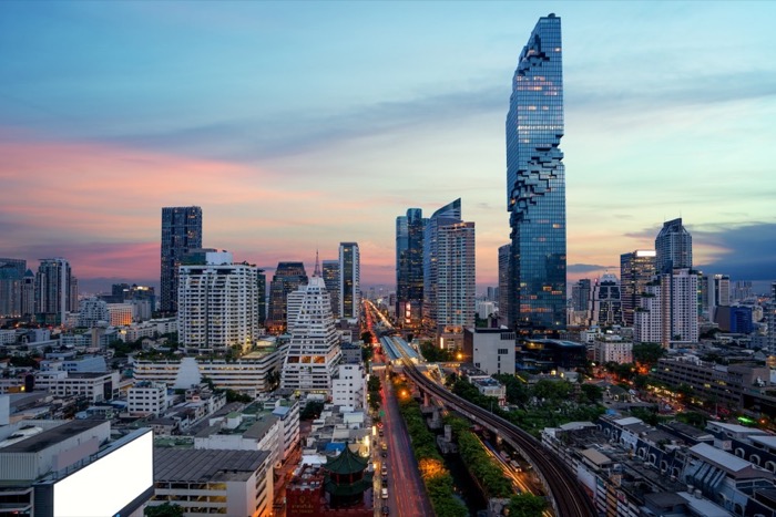 Real Estate Outlook 2024-Bangkok