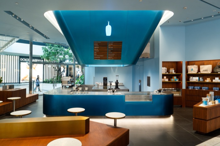 Blue-Bottle-Coffee-EMQUARTIER
